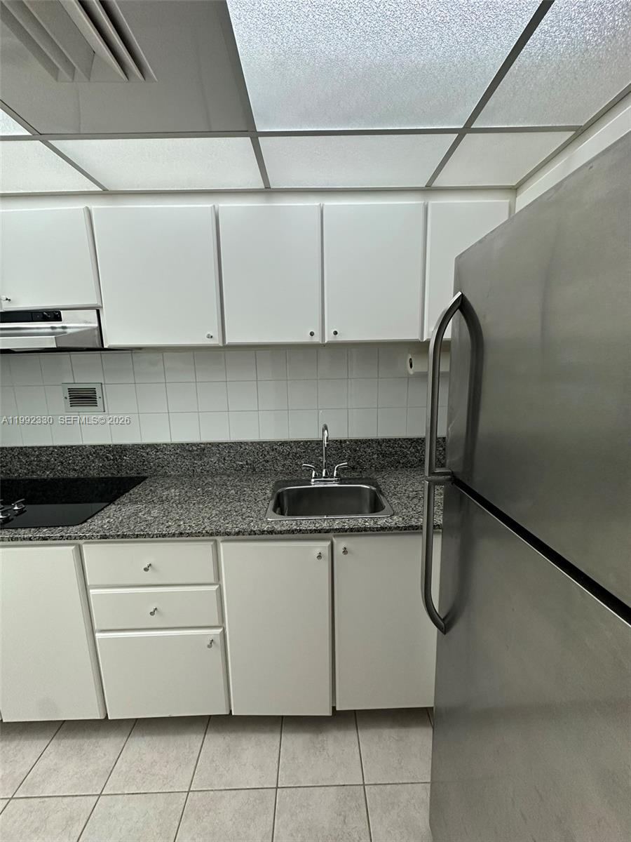 image Mirador 1000 (South Tower)12