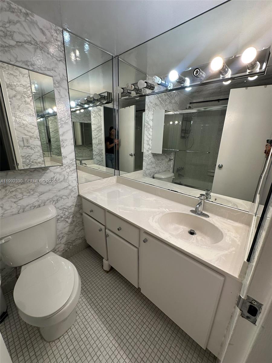 image Mirador 1000 (South Tower)16