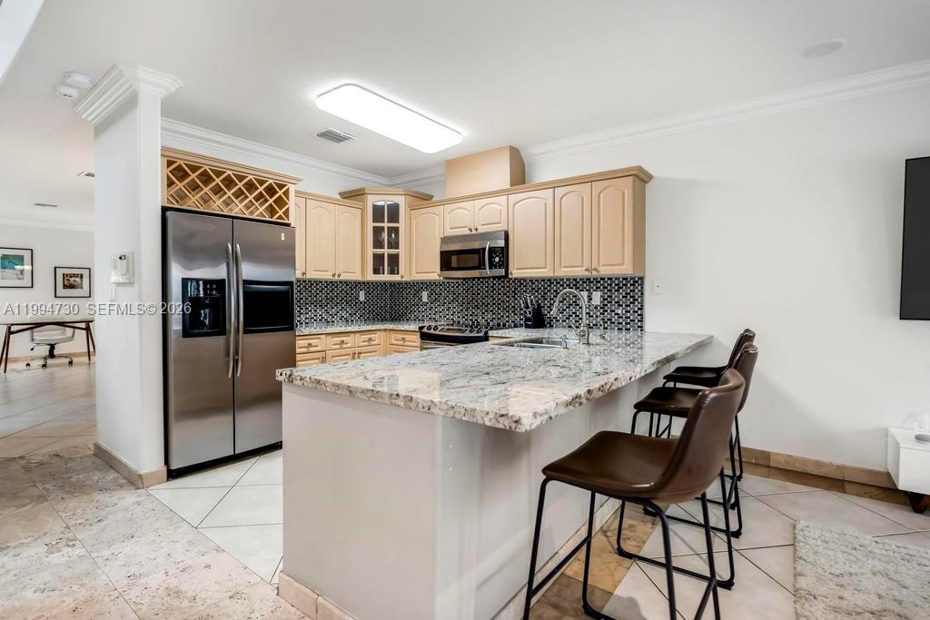 2841 Day Ave #2841 Miami, FL 33133