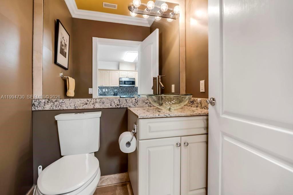 2841 Day Ave #2841 Miami, FL 33133