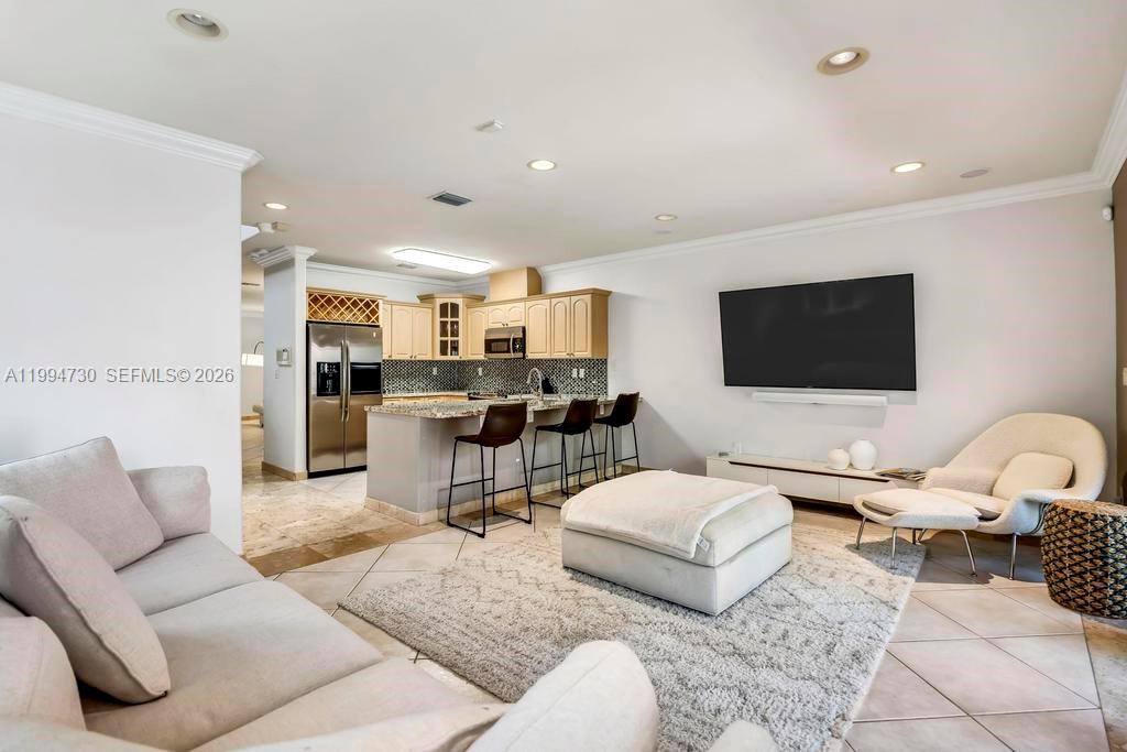 2841 Day Ave #2841 Miami, FL 33133