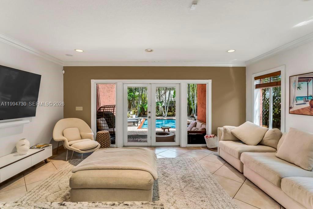 2841 Day Ave #2841 Miami, FL 33133