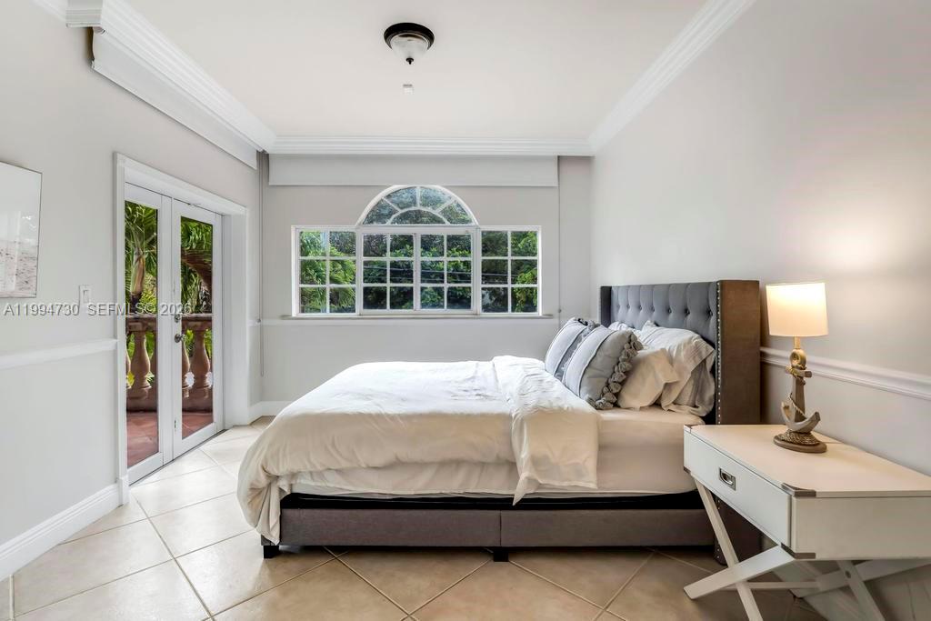 2841 Day Ave #2841 Miami, FL 33133