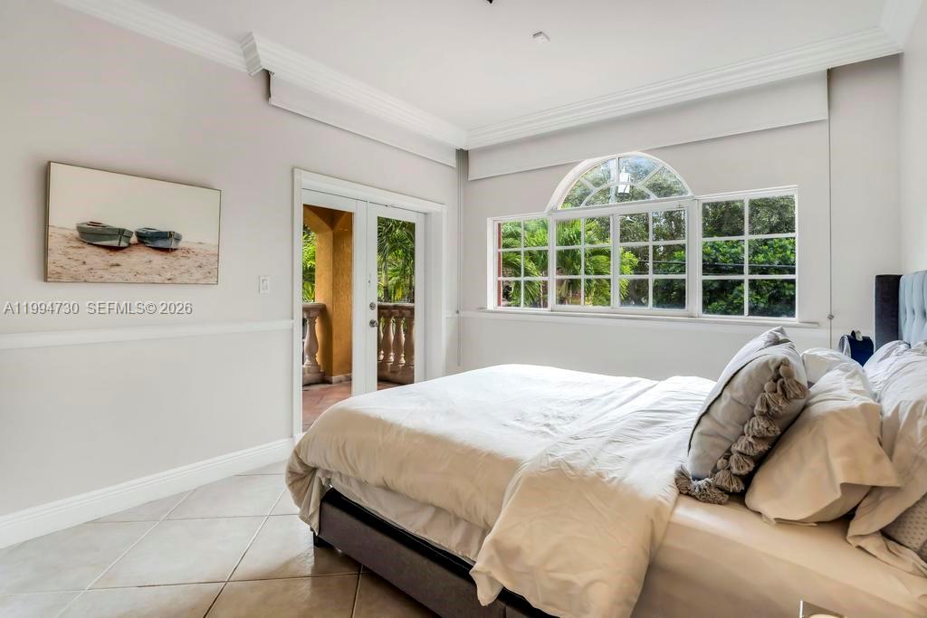 2841 Day Ave #2841 Miami, FL 33133