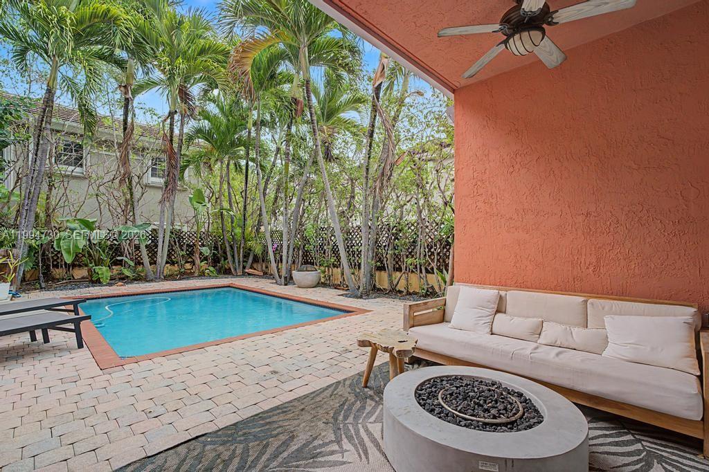 2841 Day Ave #2841 Miami, FL 33133