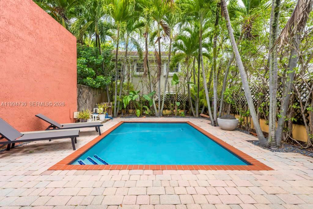 2841 Day Ave #2841 Miami, FL 33133