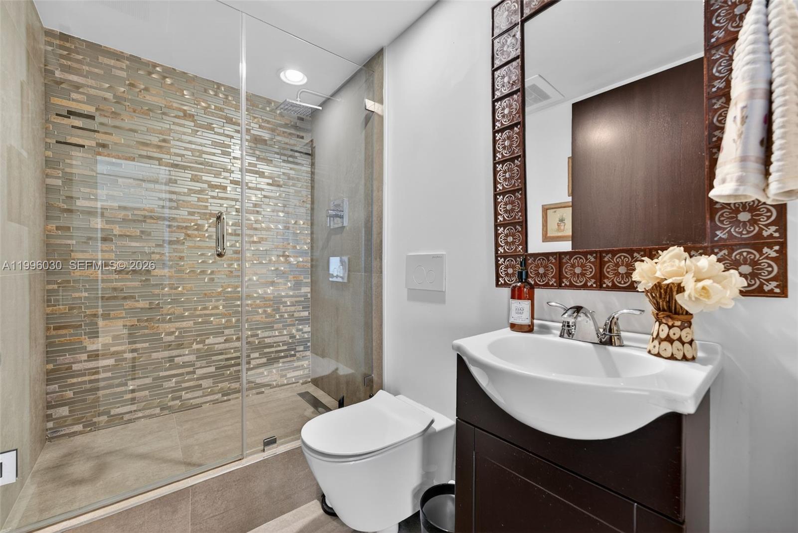 3951 S Ocean Dr #1803 Hollywood, FL 33019