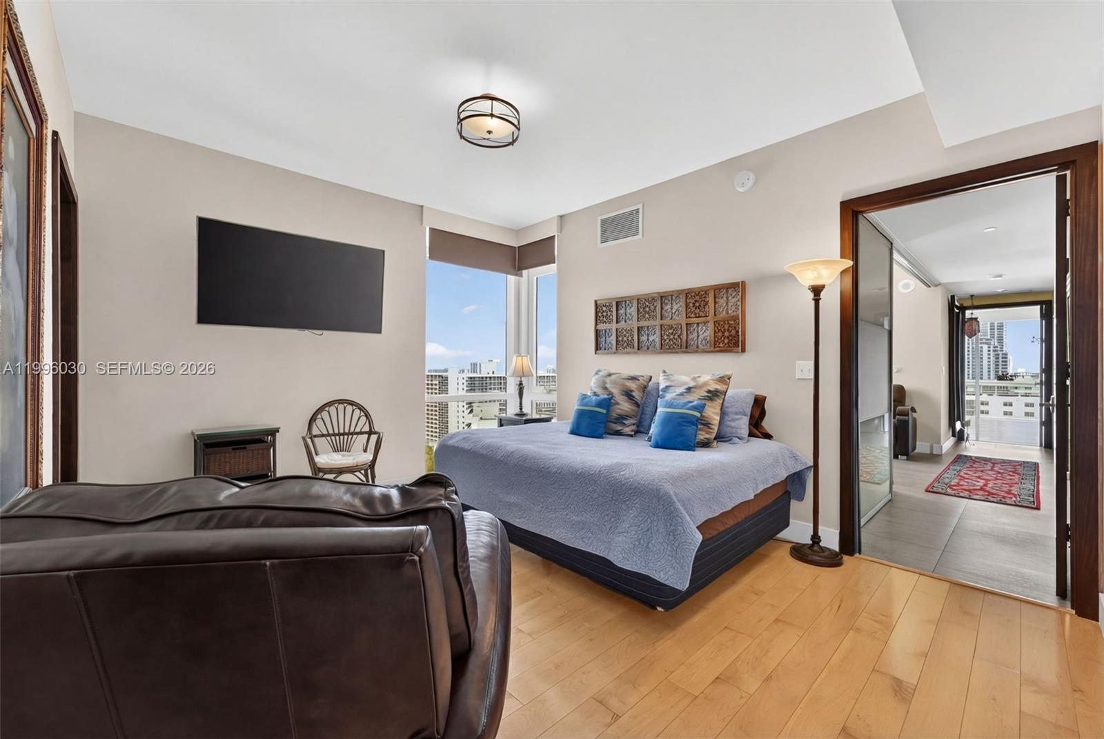 3951 S Ocean Dr #1803 Hollywood, FL 33019