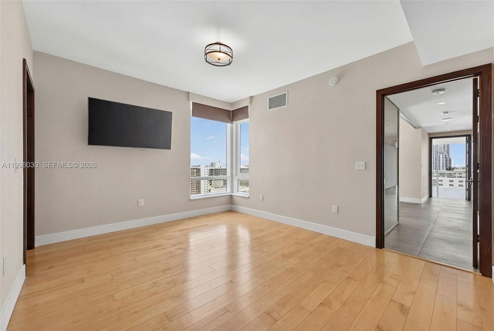 3951 S Ocean Dr #1803 Hollywood, FL 33019