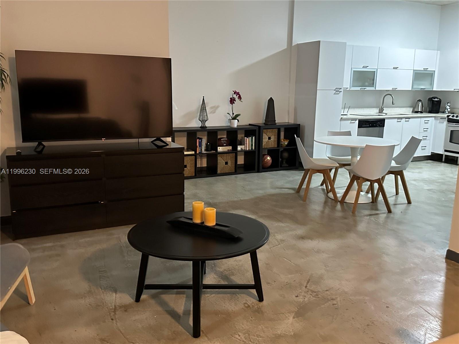 image Loft Downtown I4