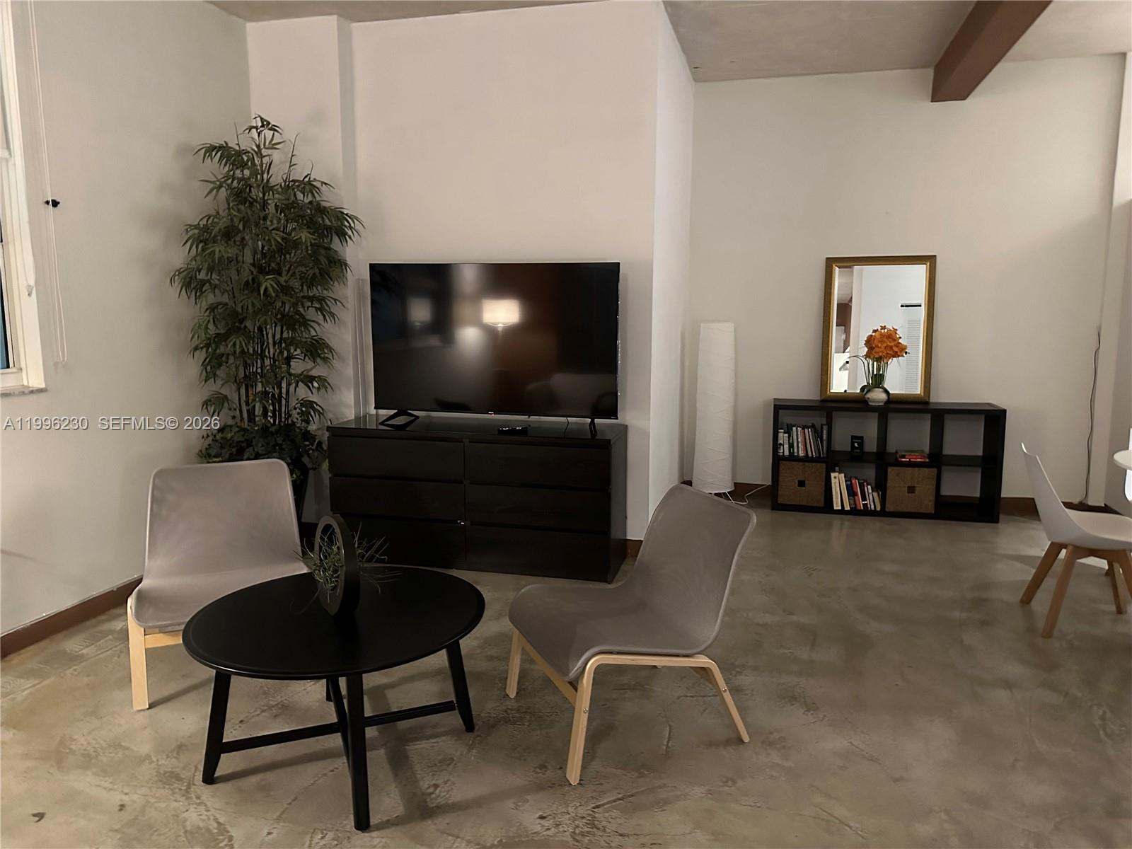image Loft Downtown I5