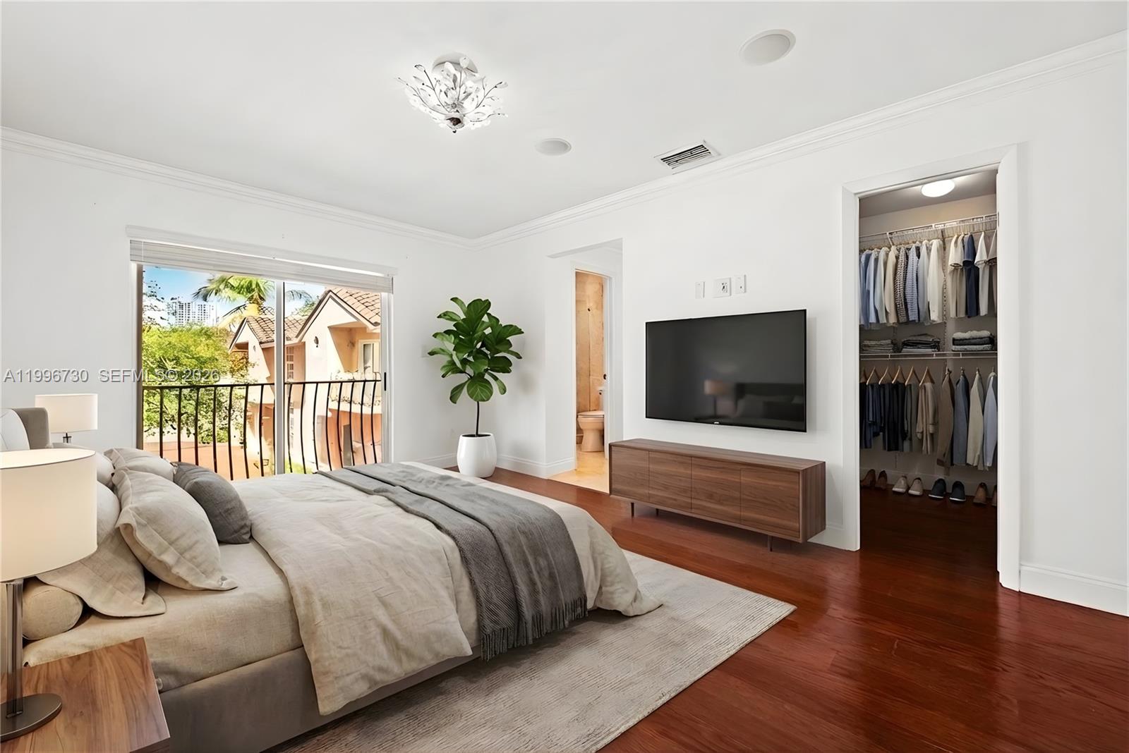 3135 Gifford Ln #C Miami, FL 33133