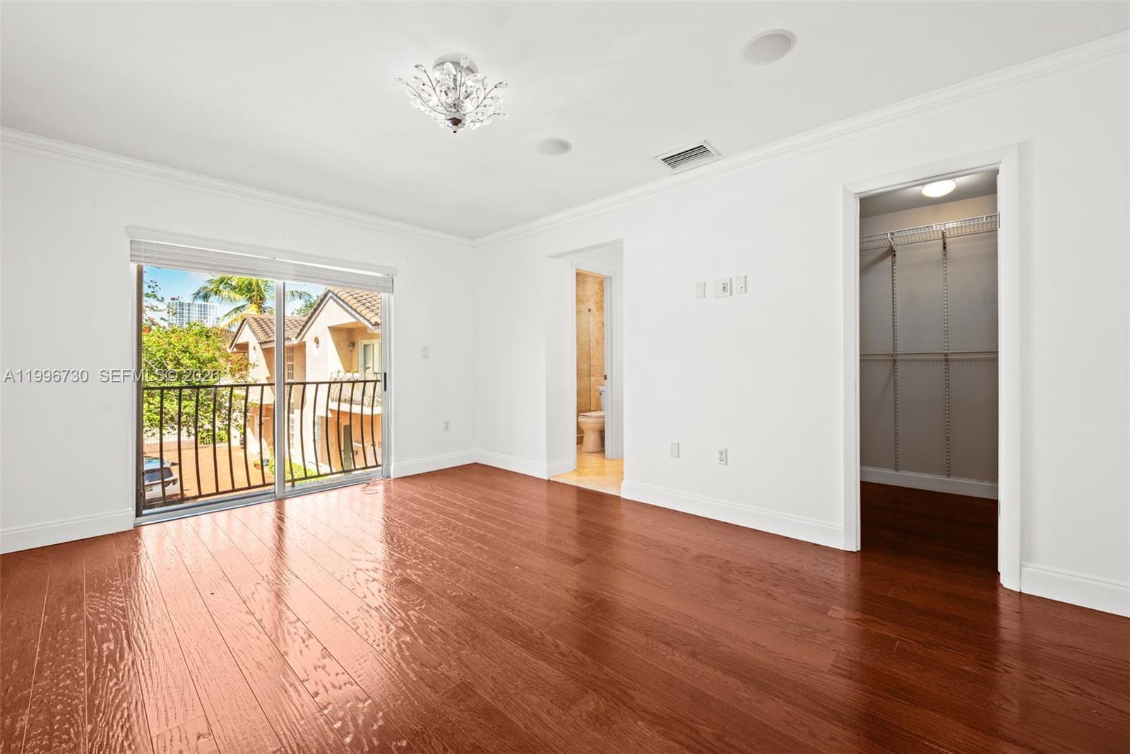 3135 Gifford Ln #C Miami, FL 33133