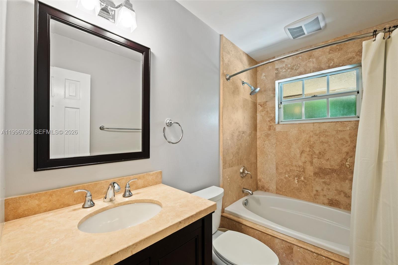 3135 Gifford Ln #C Miami, FL 33133