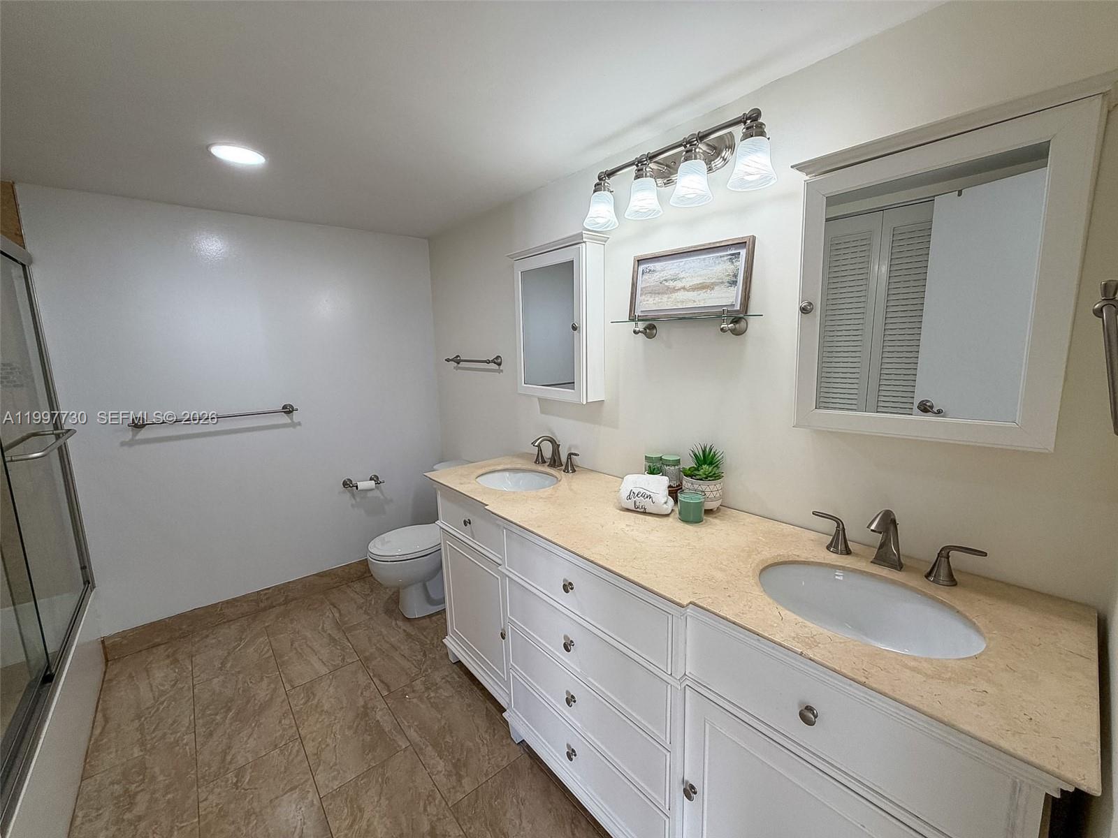 1000 Parkview Dr #531 Hallandale Beach, FL 33009