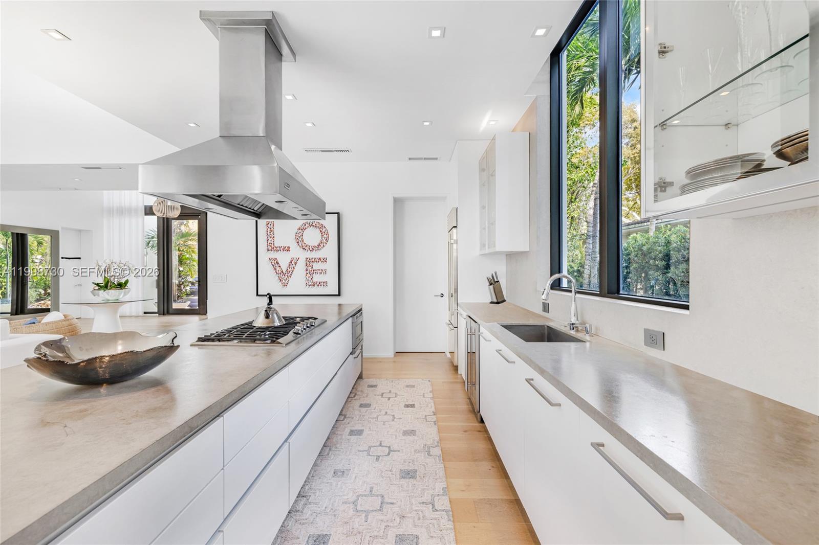 4515 N Michigan Ave Miami Beach, FL 33140