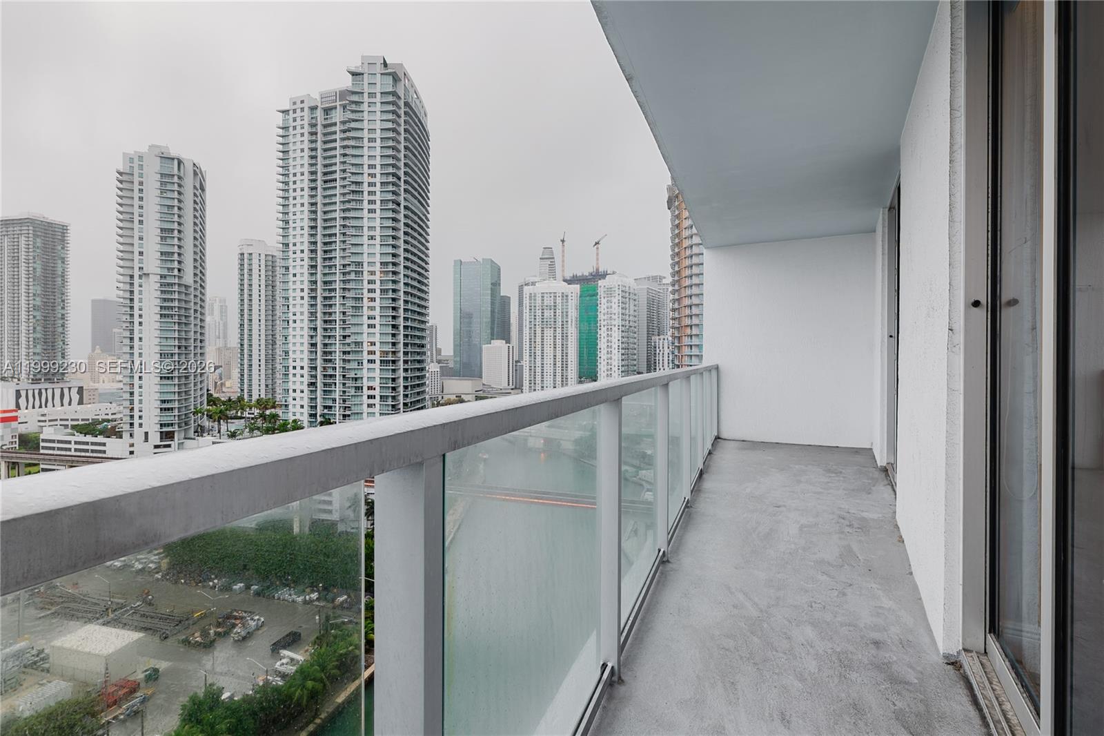 image Latitude on the River21