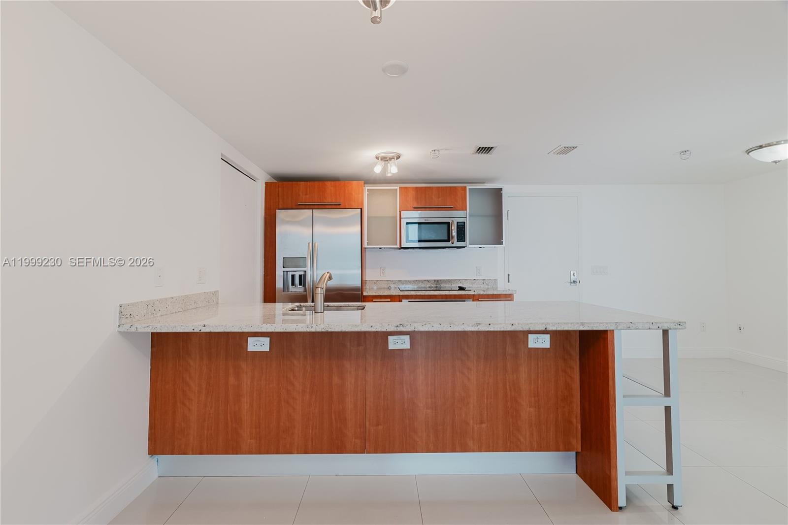 image Latitude on the River2