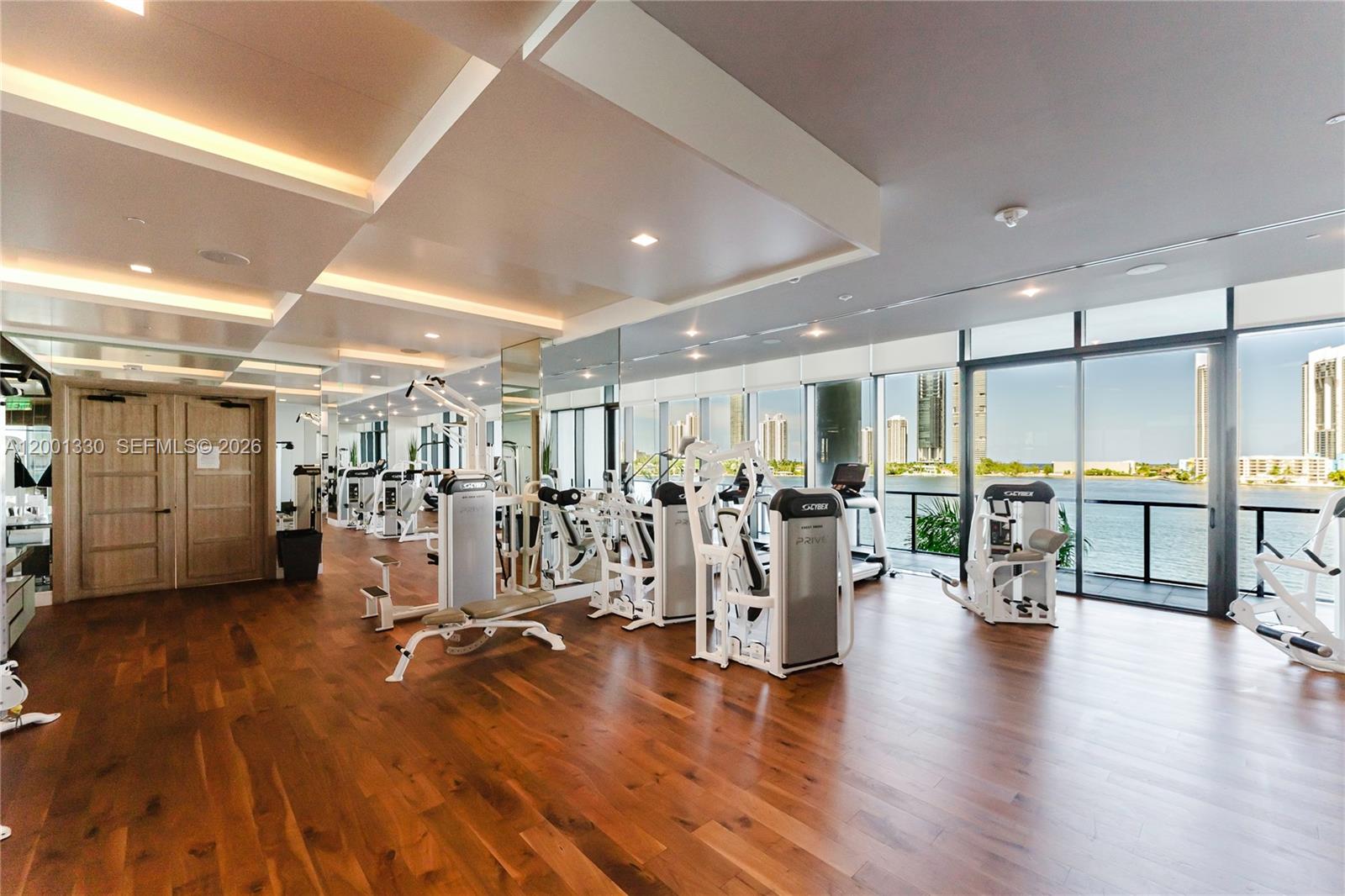 3916 Island Estates Dr Aventura, FL 33160