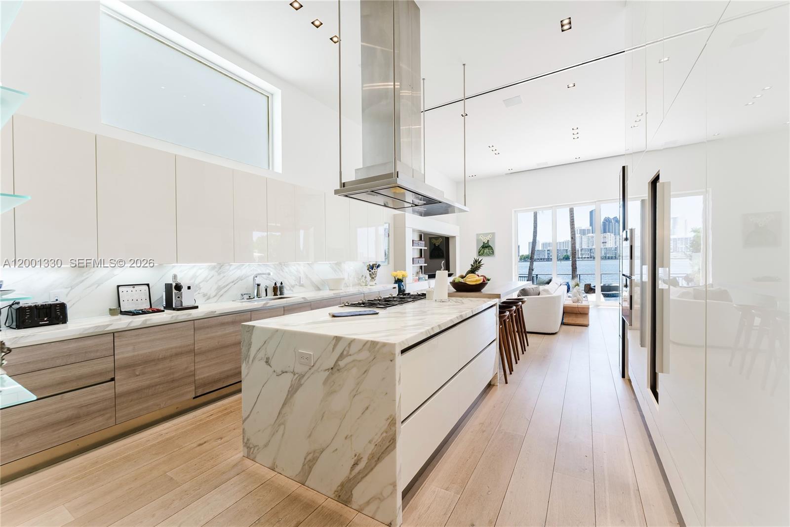 3916 Island Estates Dr Aventura, FL 33160