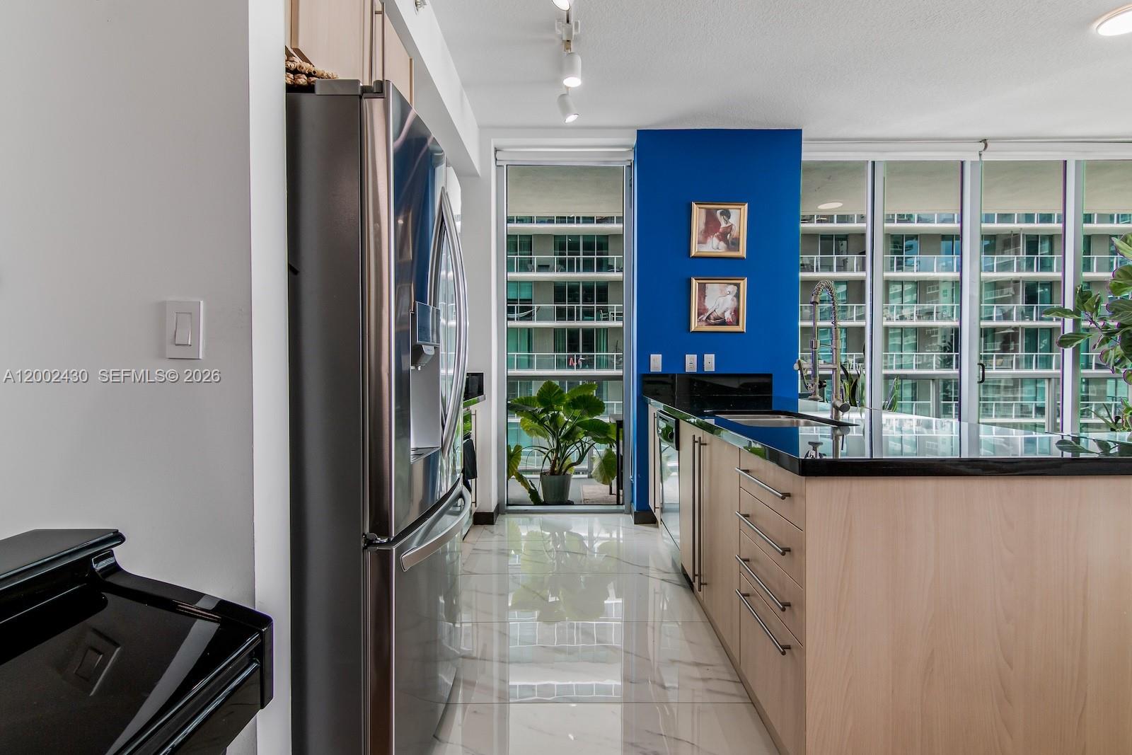 image Axis on Brickell South9