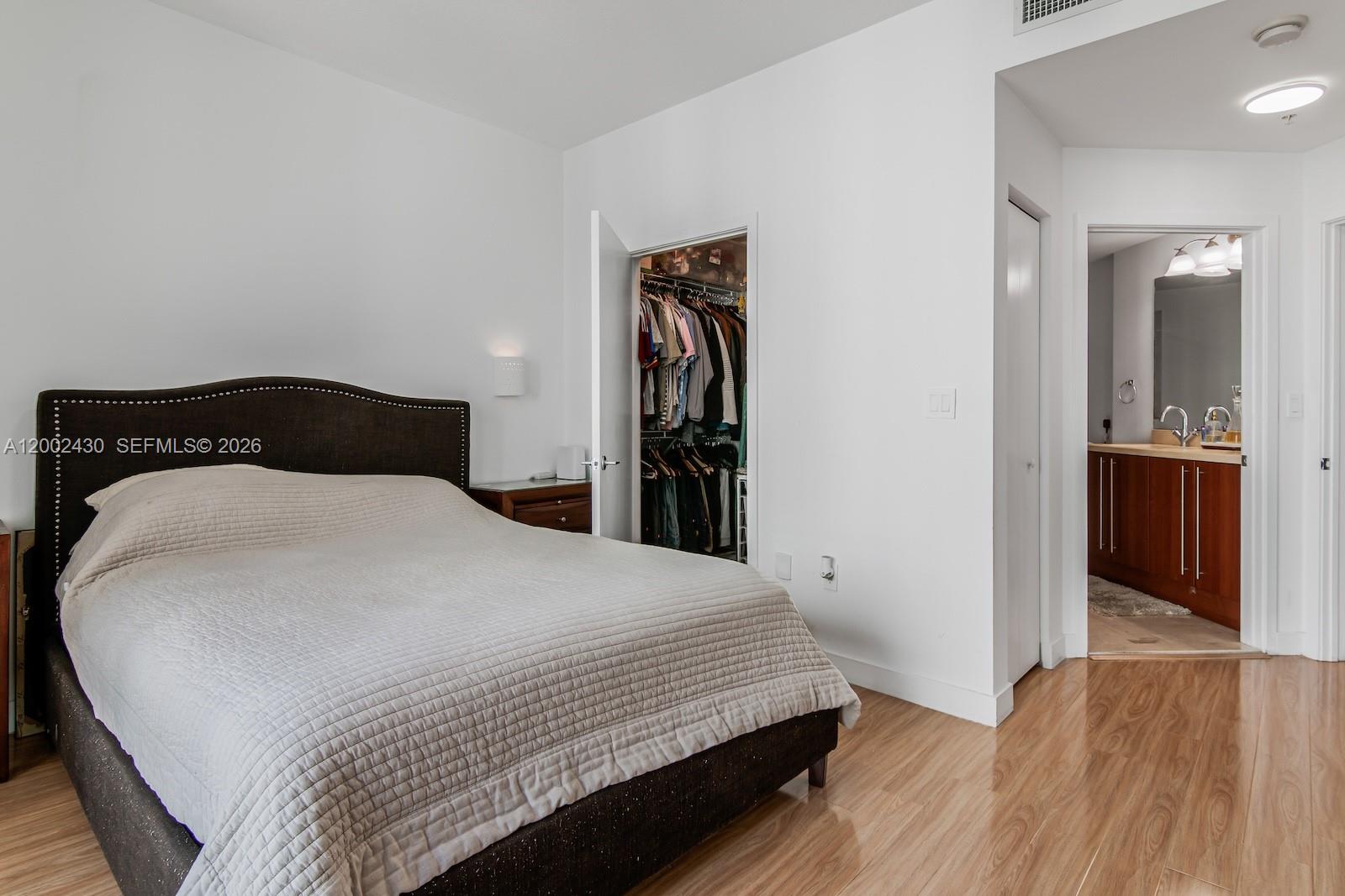 image Axis on Brickell South21