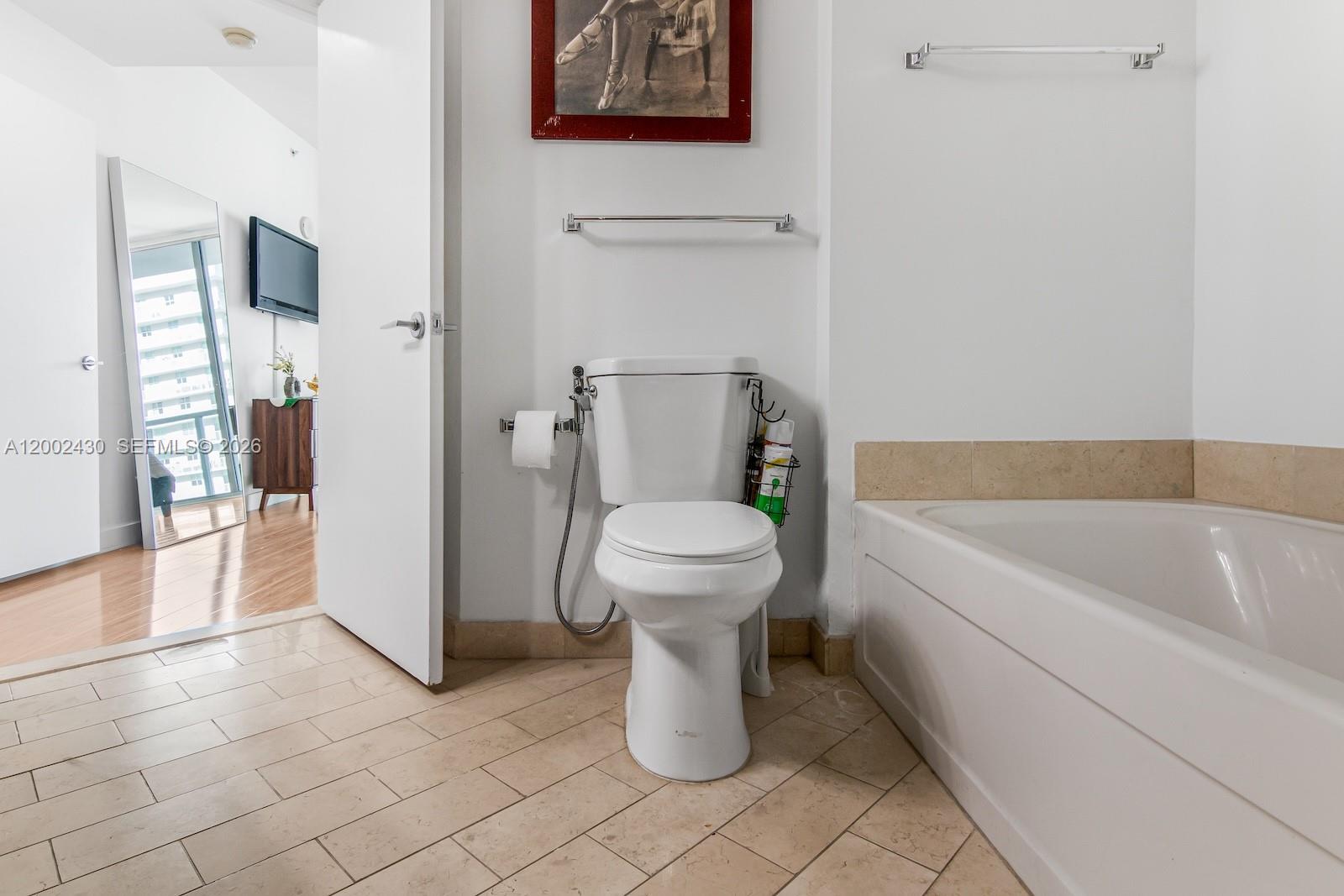 image Axis on Brickell South24