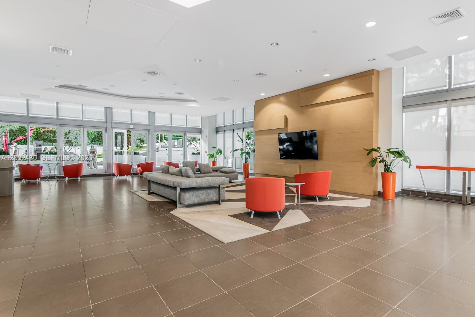image Axis on Brickell South35