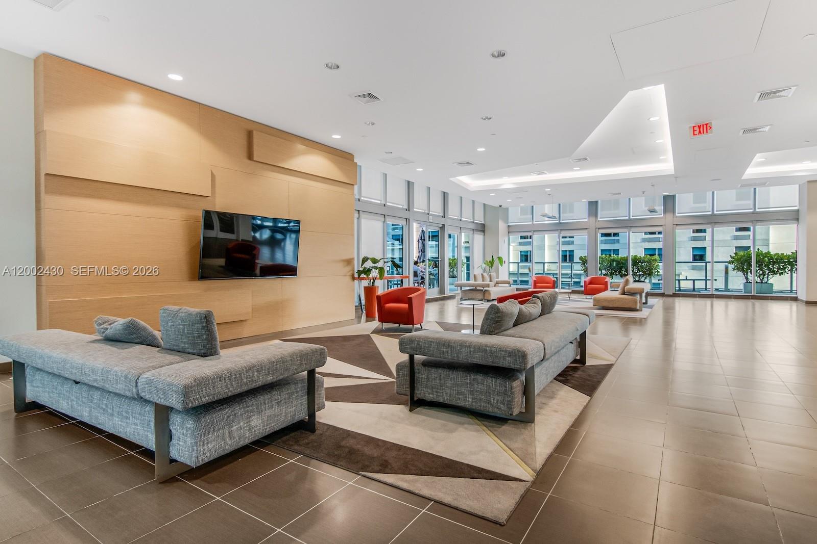 image Axis on Brickell South37