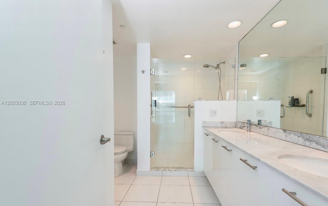 image 500 Brickell West18