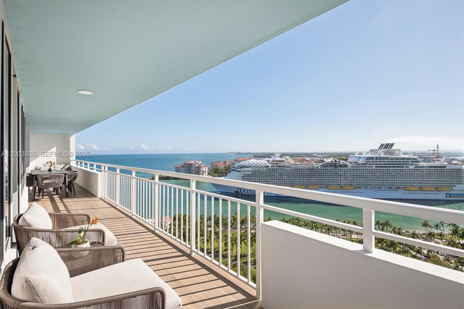 400 S Pointe Dr #2309 Miami Beach, FL 33139