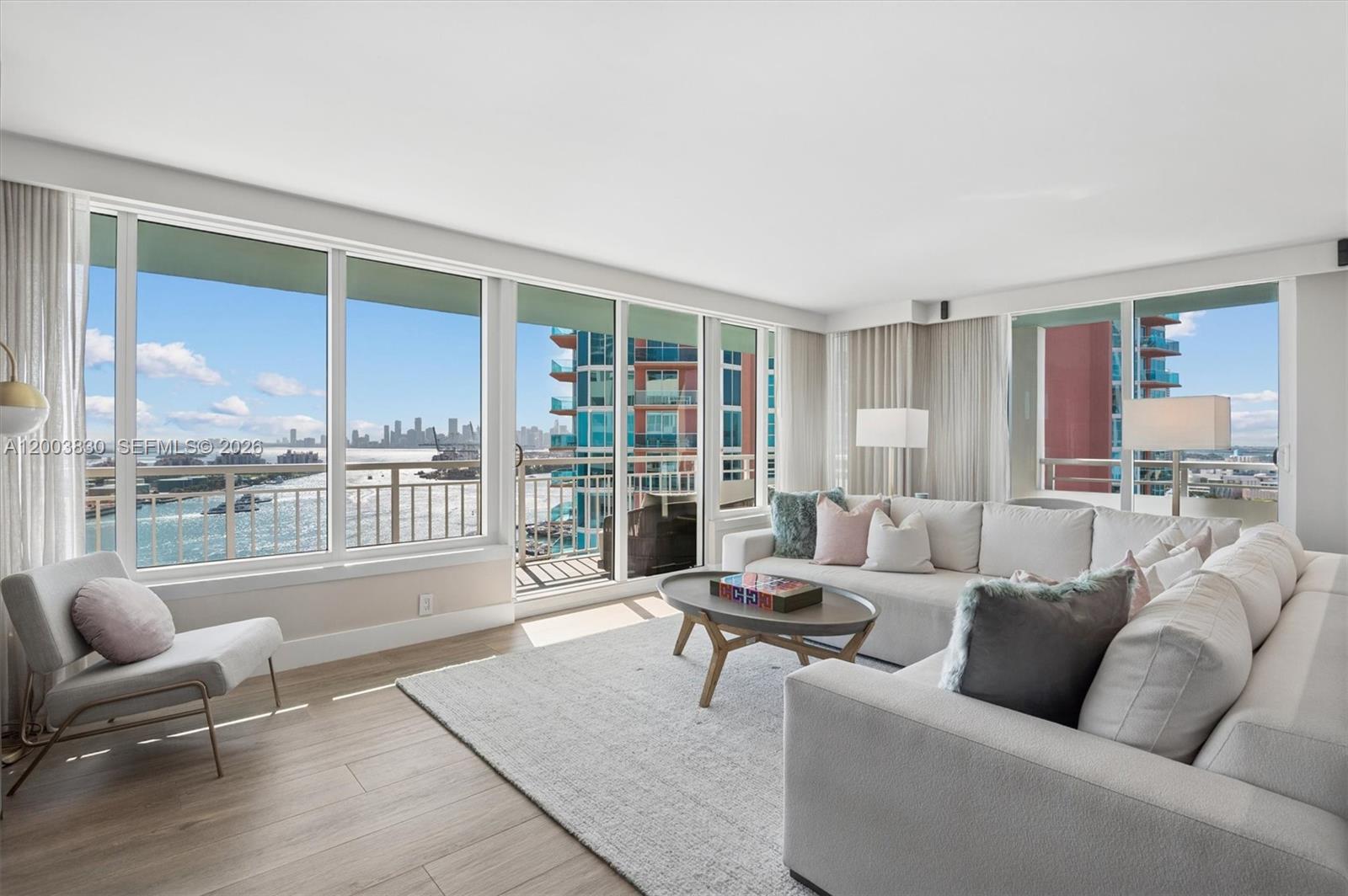 400 S Pointe Dr #2309 Miami Beach, FL 33139