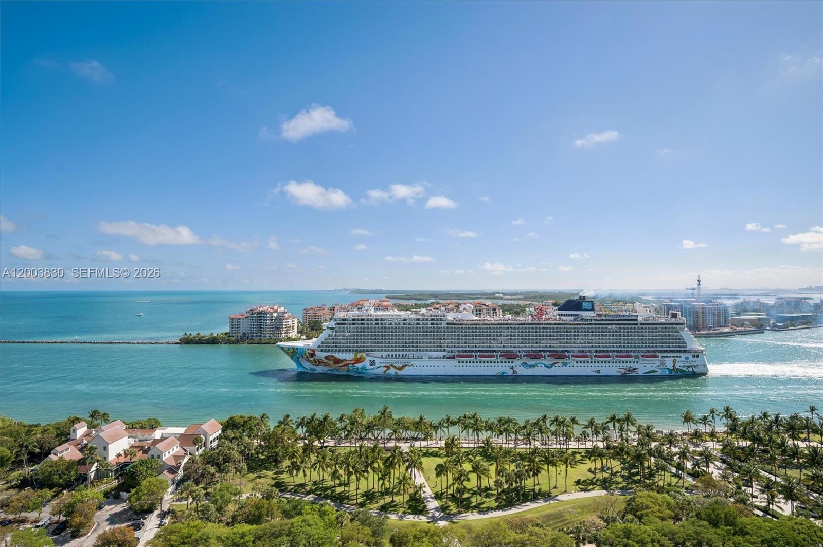 400 S Pointe Dr #2309 Miami Beach, FL 33139