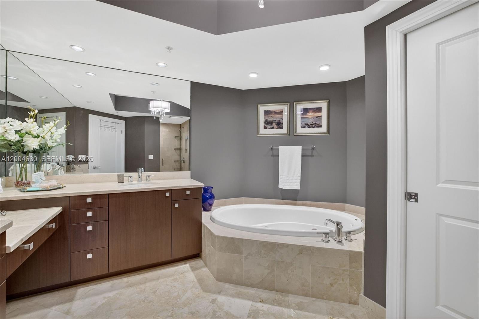 1 N Ocean Blvd #806 Pompano Beach, FL 33062