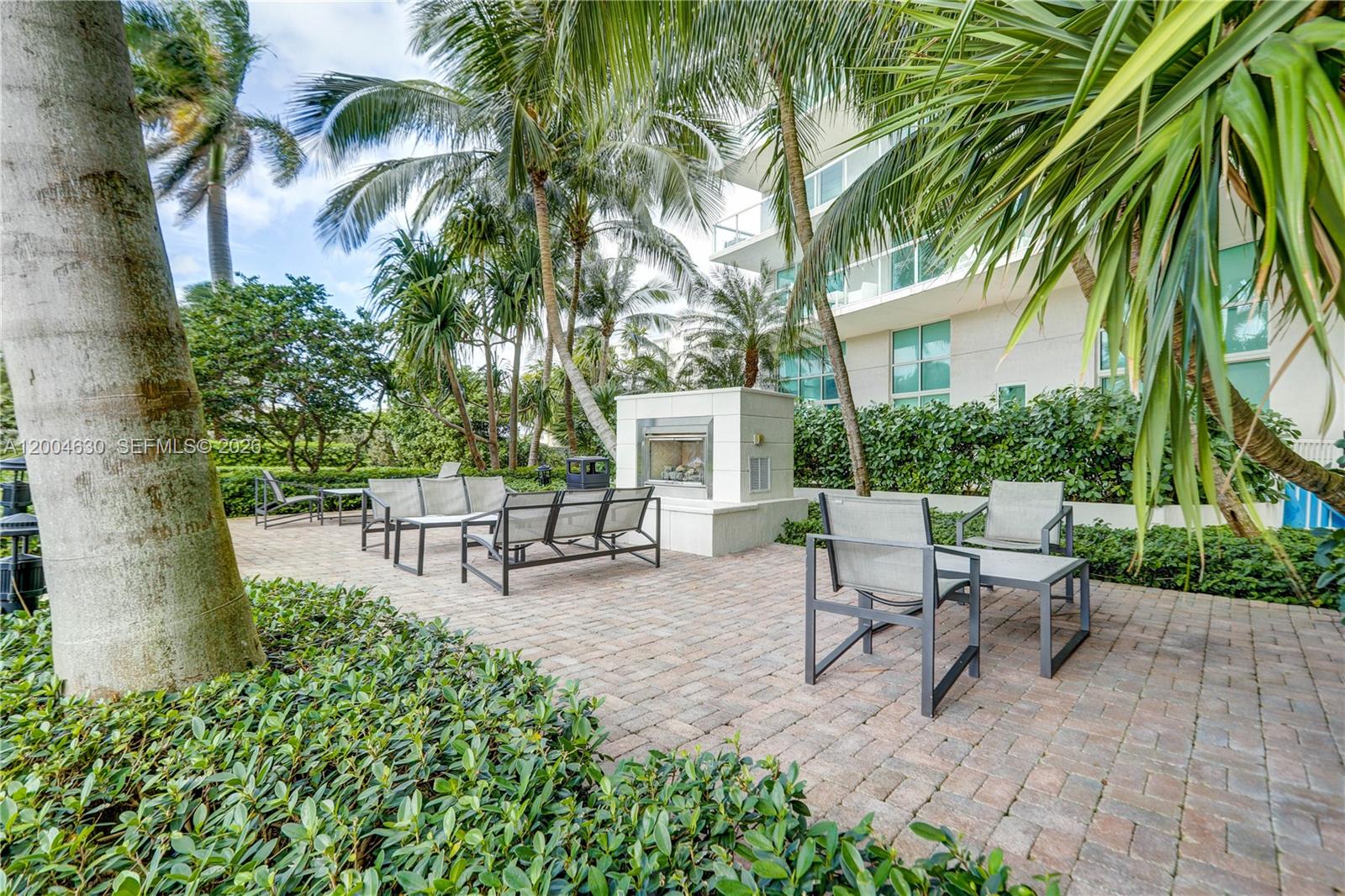 1 N Ocean Blvd #806 Pompano Beach, FL 33062