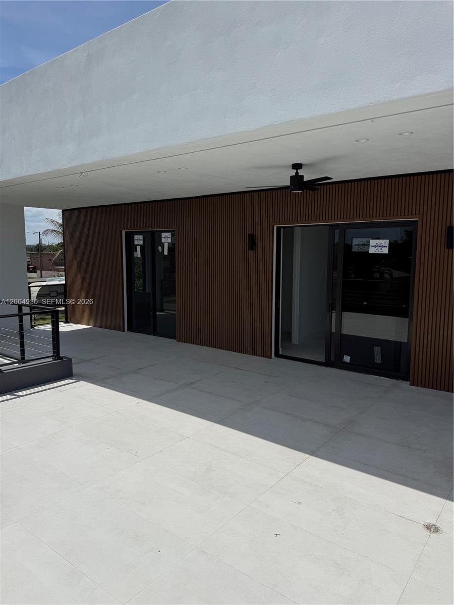 6449 SW 28th St Miami, FL 33155