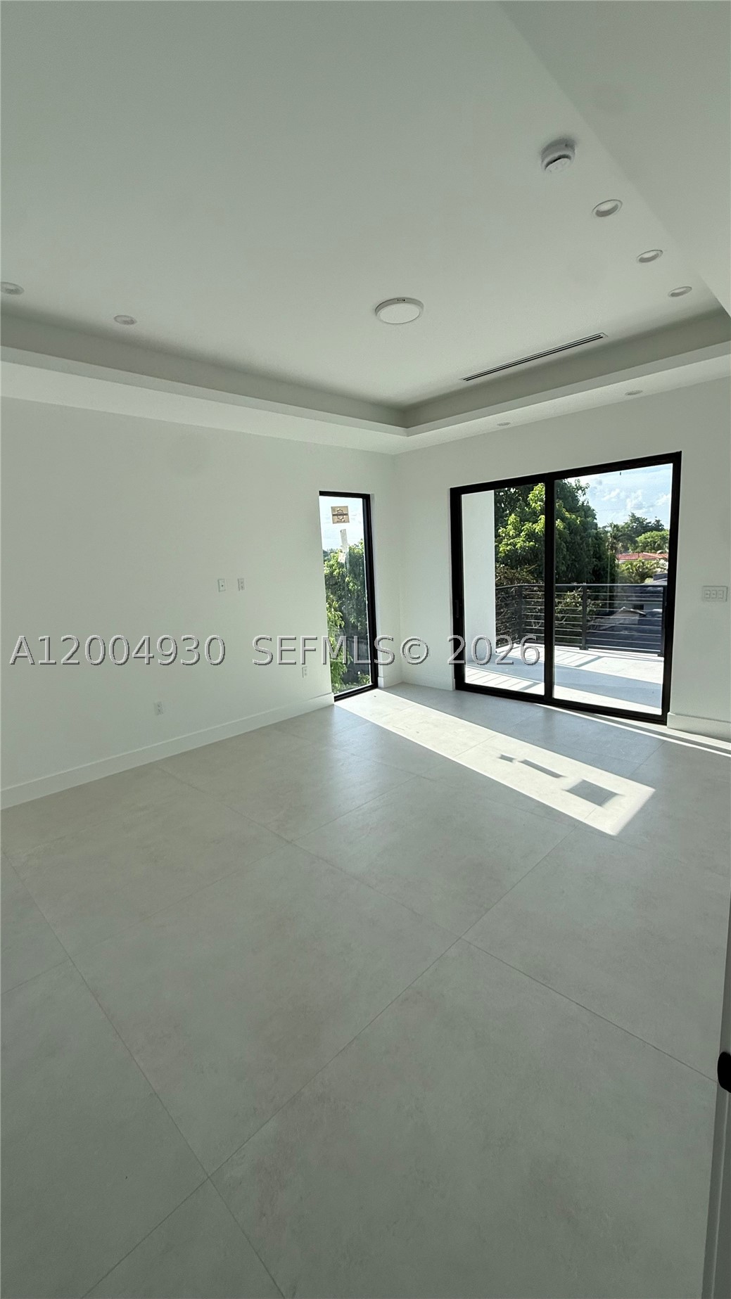 6449 SW 28th St Miami, FL 33155