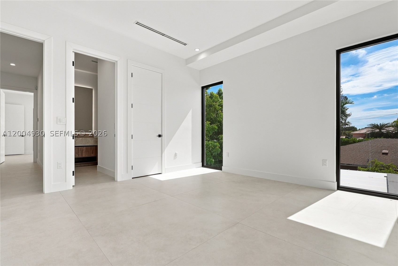 6449 SW 28th St Miami, FL 33155