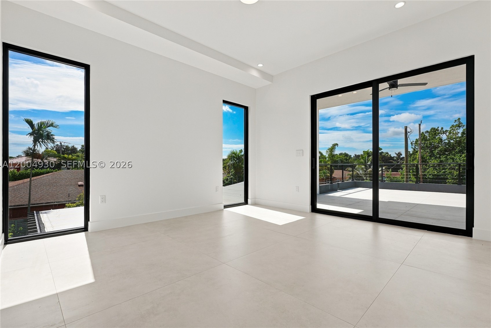 6449 SW 28th St Miami, FL 33155