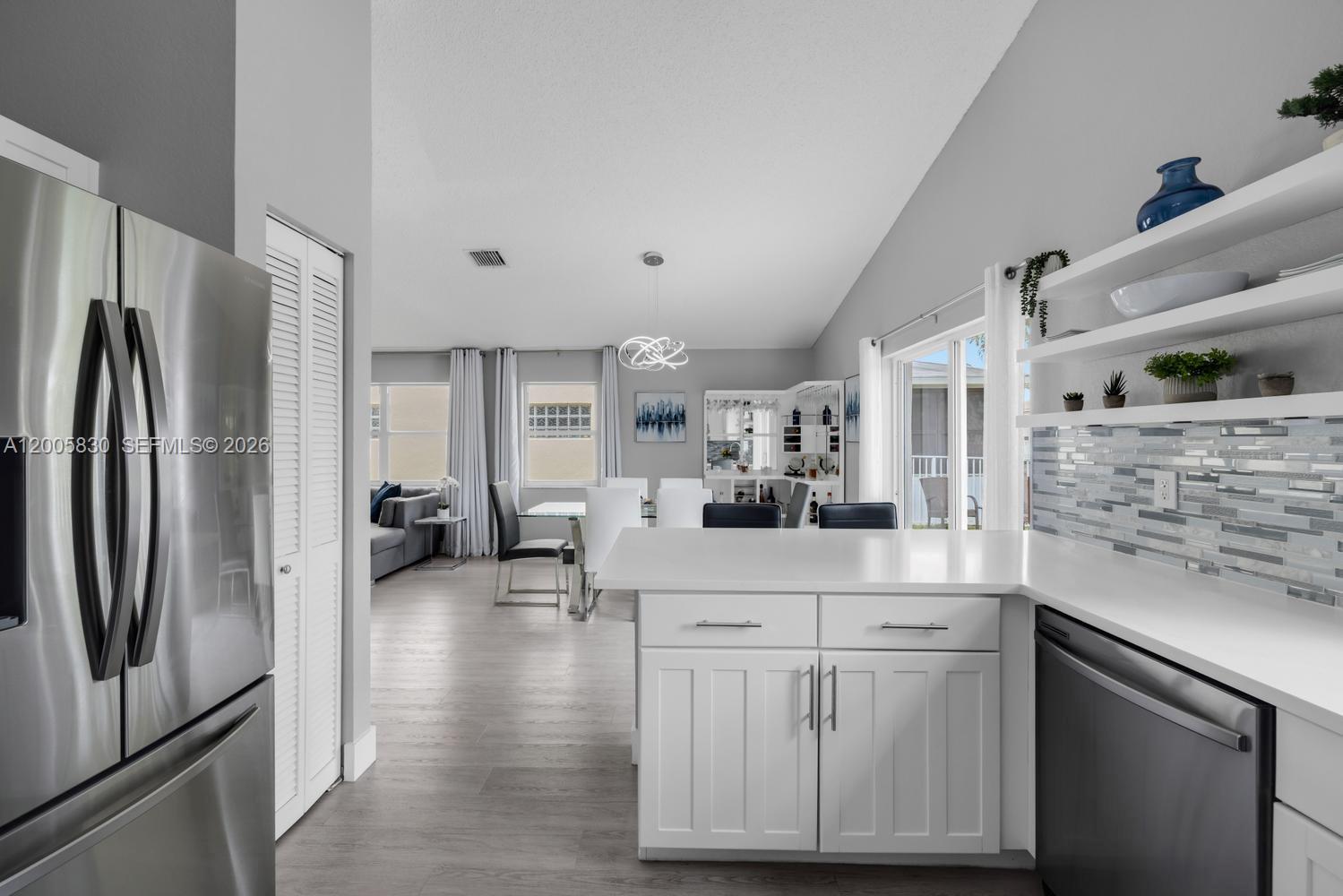 5861 S Sable Cir Margate, FL 33063