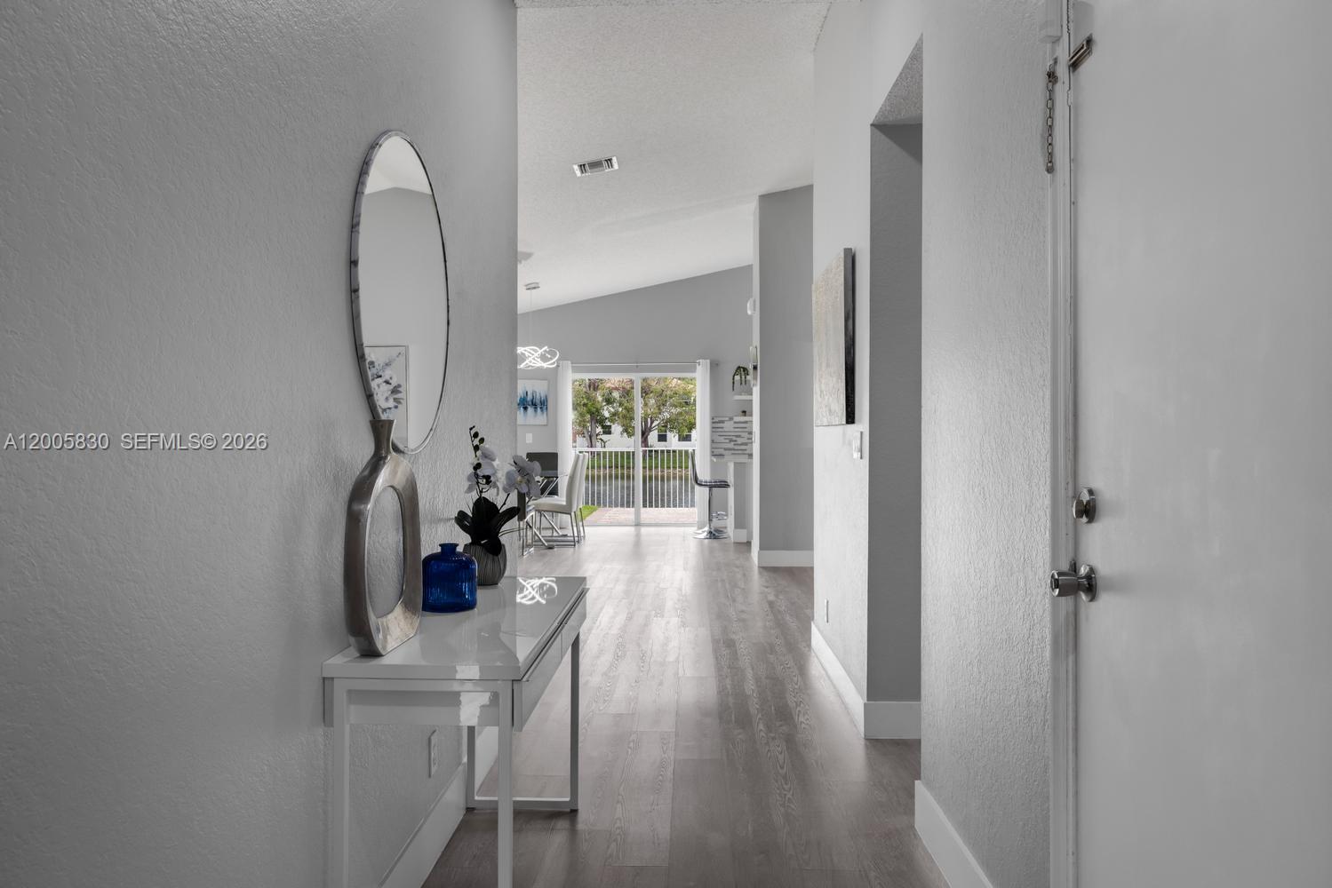 5861 S Sable Cir Margate, FL 33063