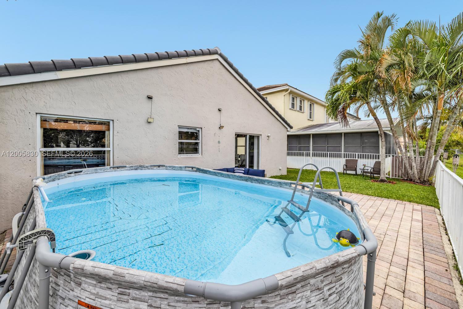 5861 S Sable Cir Margate, FL 33063
