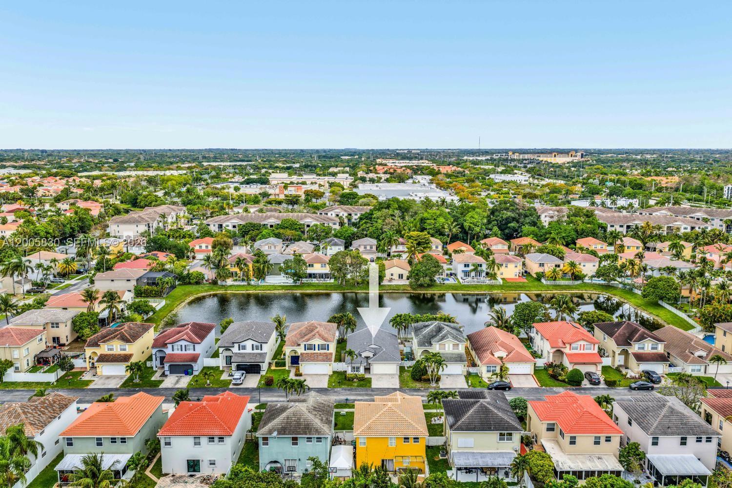 5861 S Sable Cir Margate, FL 33063