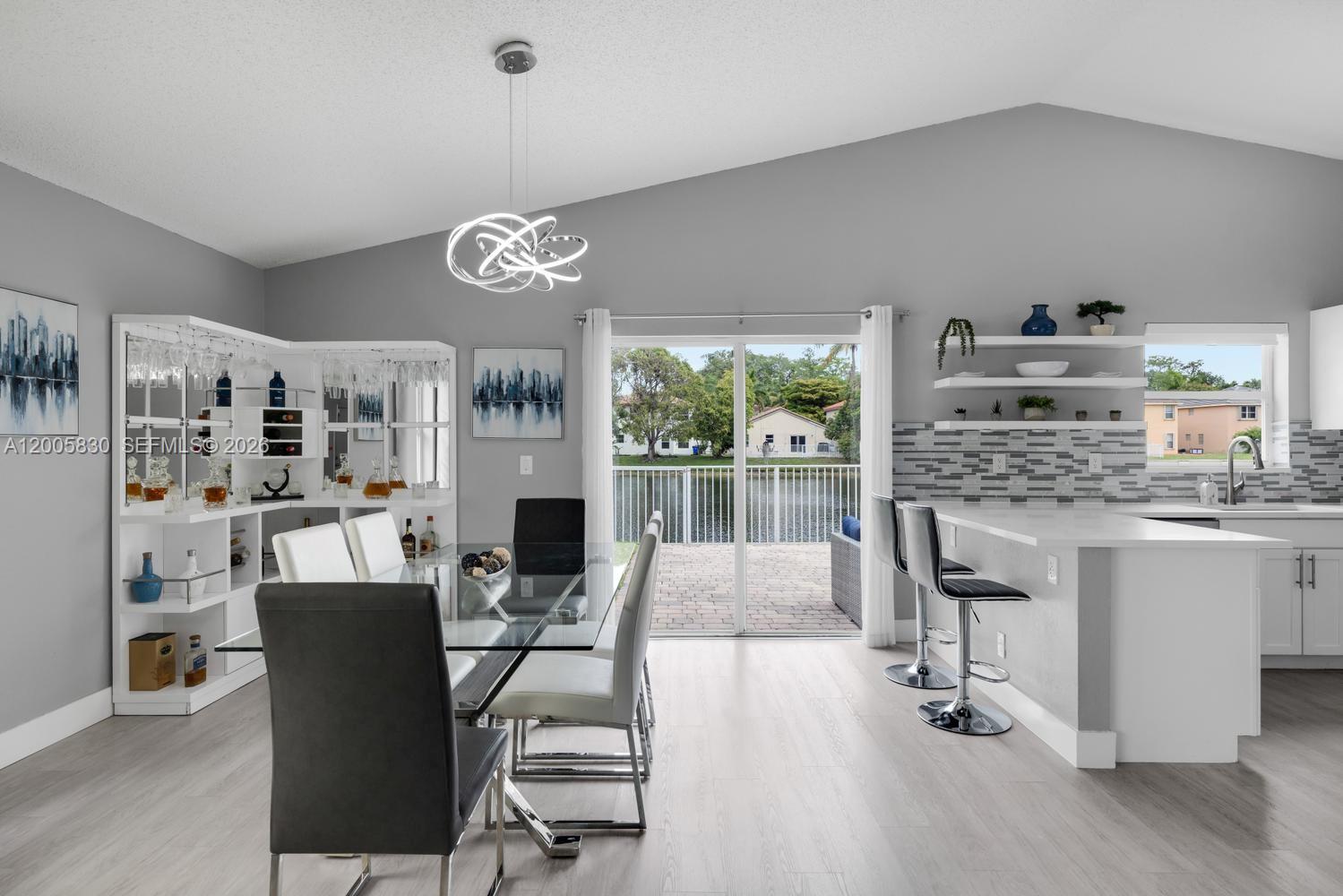 5861 S Sable Cir Margate, FL 33063