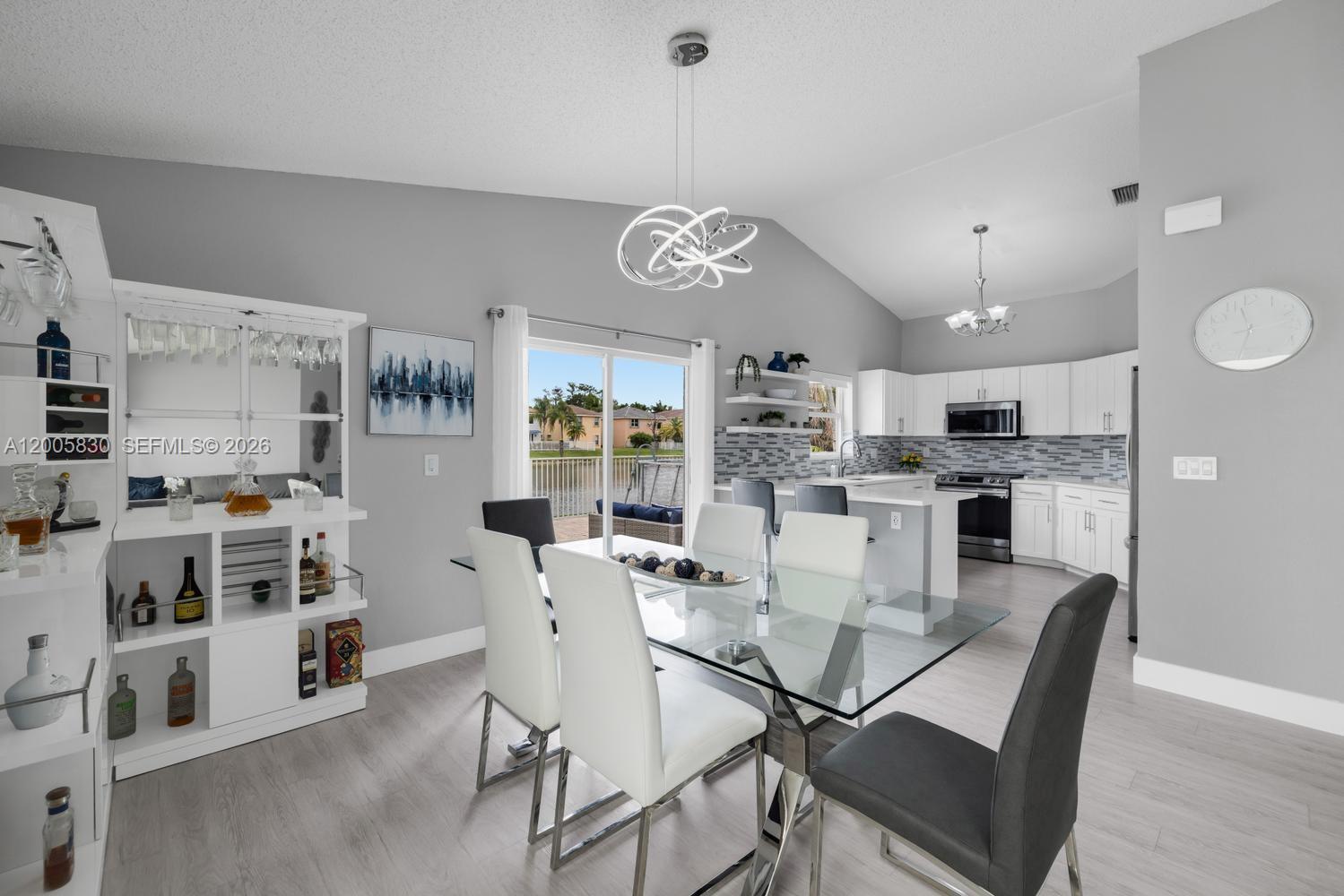 5861 S Sable Cir Margate, FL 33063