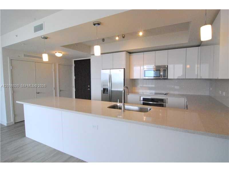 image Nine at Mary Brickell Village2