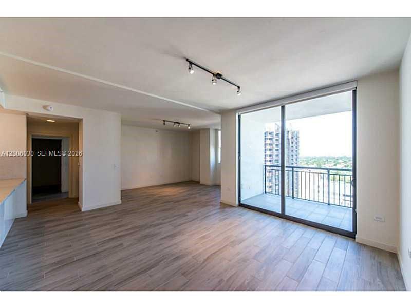 image Nine at Mary Brickell Village3