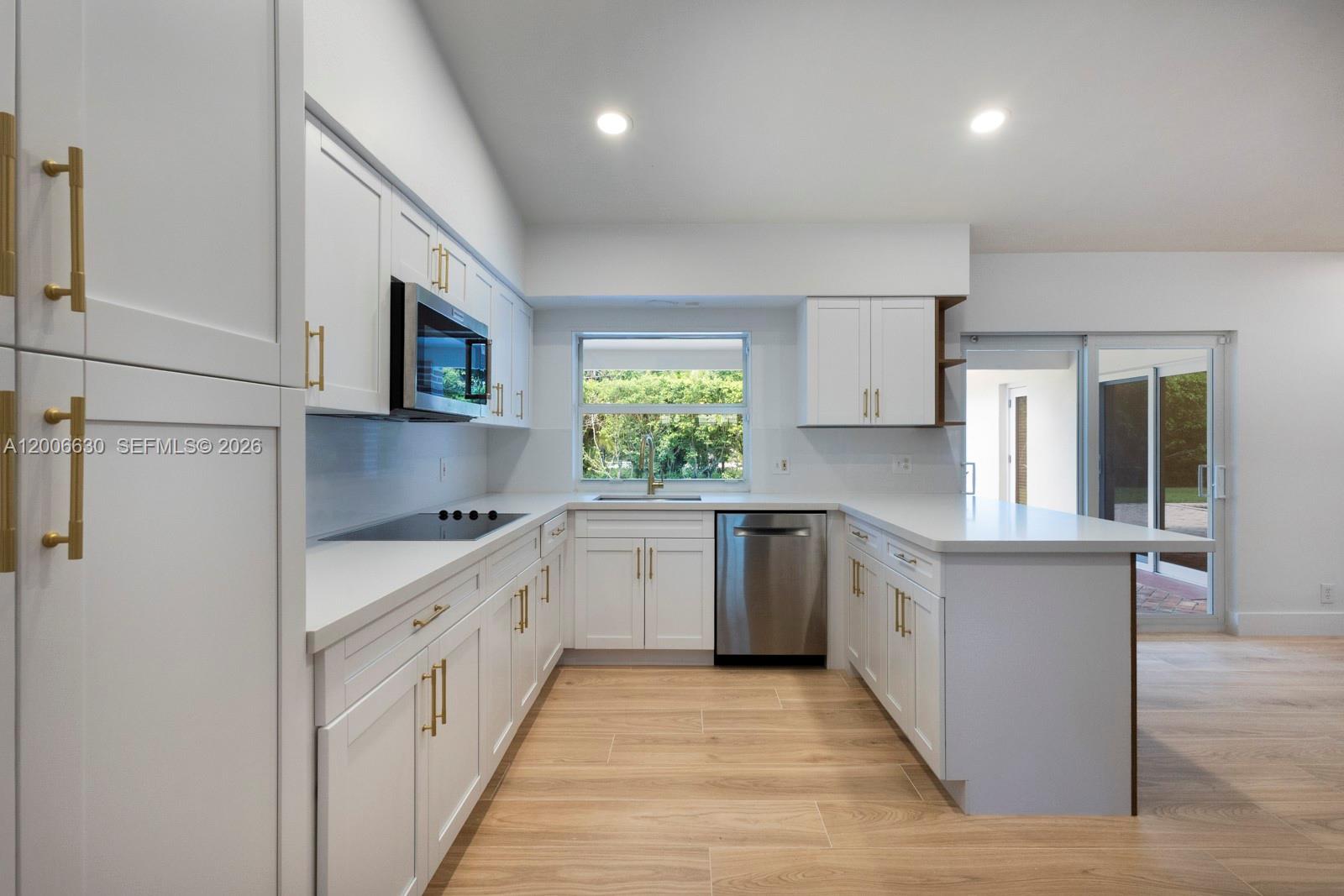 13050 SW 71st Ave Pinecrest, FL 33156