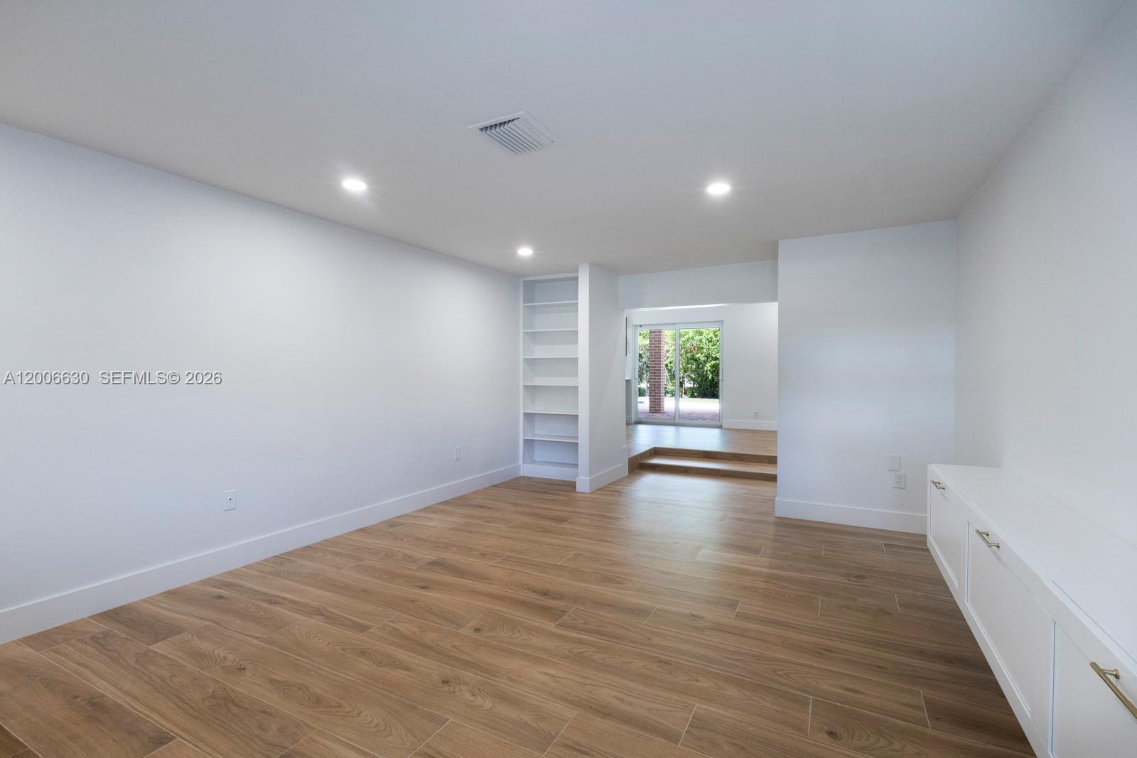 13050 SW 71st Ave Pinecrest, FL 33156