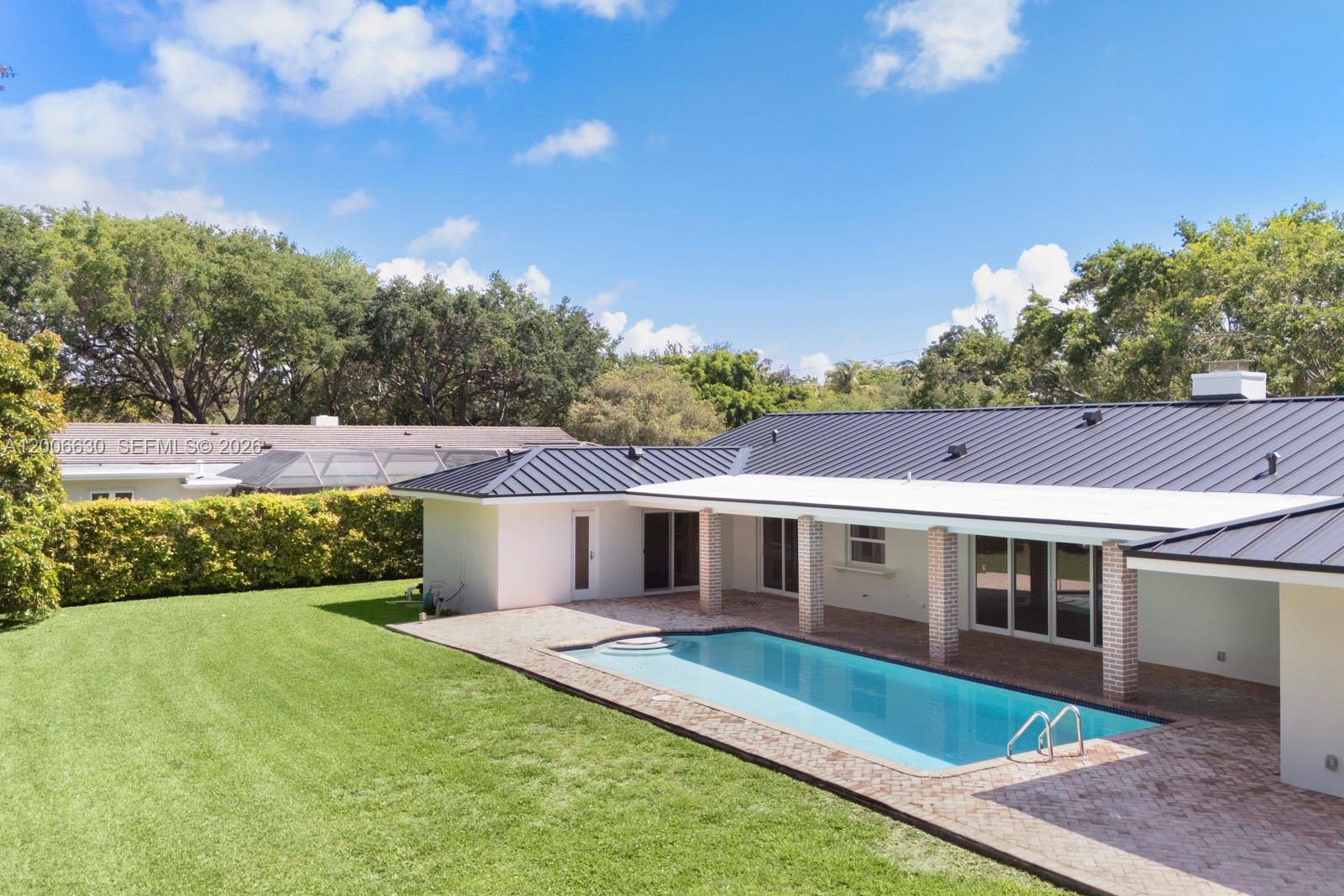 13050 SW 71st Ave Pinecrest, FL 33156